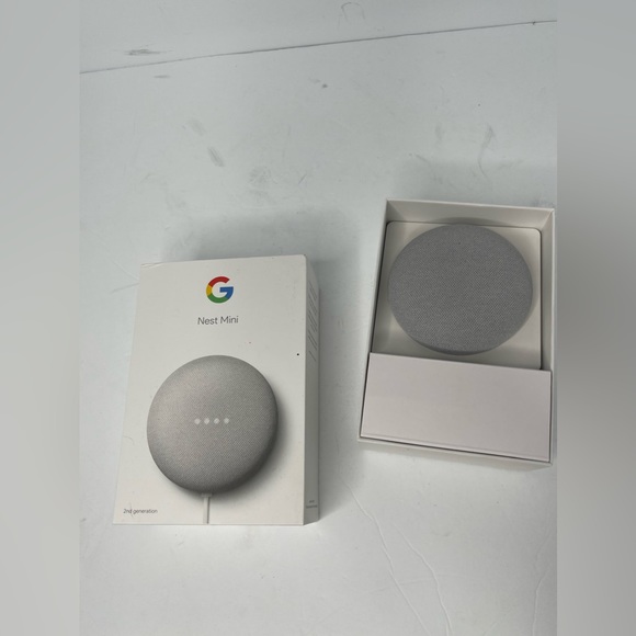 Google Nest Mini 2nd Generation Smart Speaker with Google Assistant - Picture 5 of 11